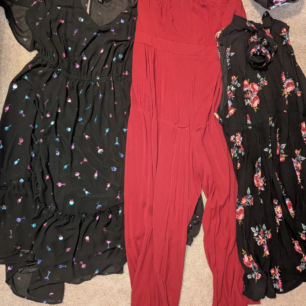 torrid Red and Black Floral Maxi Dress - Picture 12 of 16